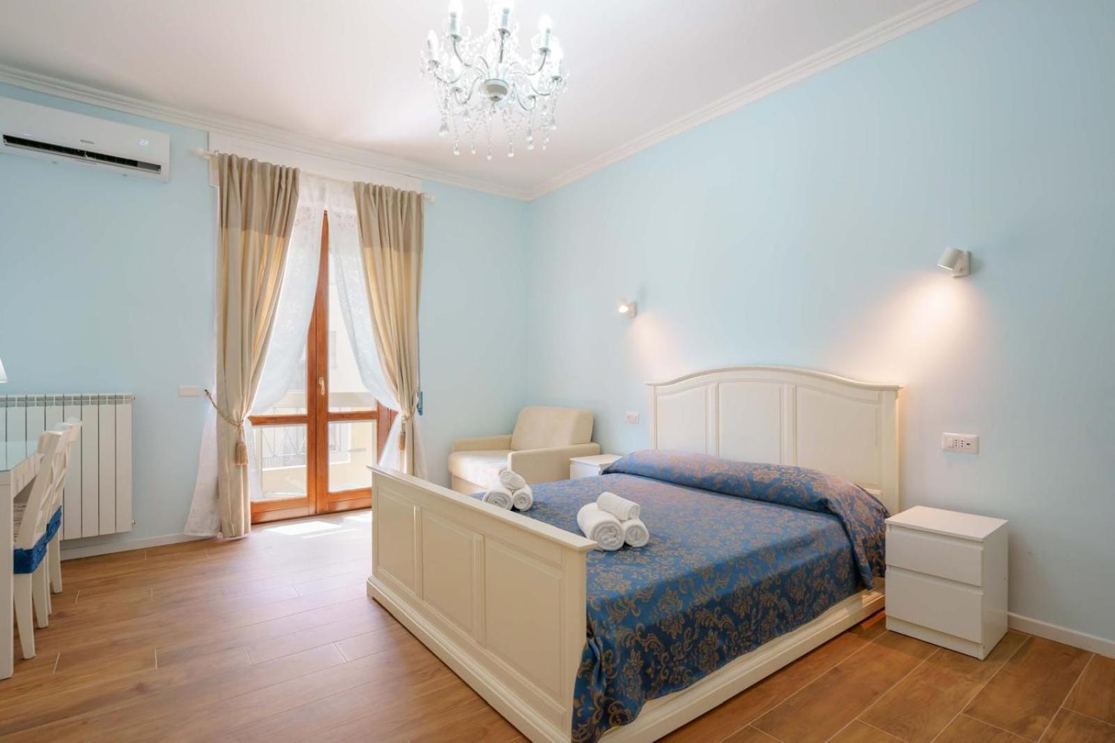 Hotel Al Teatro Lirico à Cagliari Extérieur photo